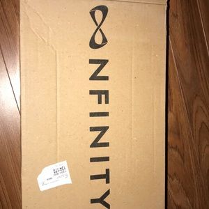 nfinity vengeance cheer shoe